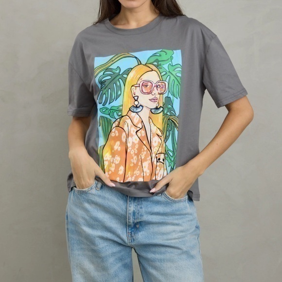 Zara Tops - Zara girl print slightly cropped tee SIZE MEDIUM